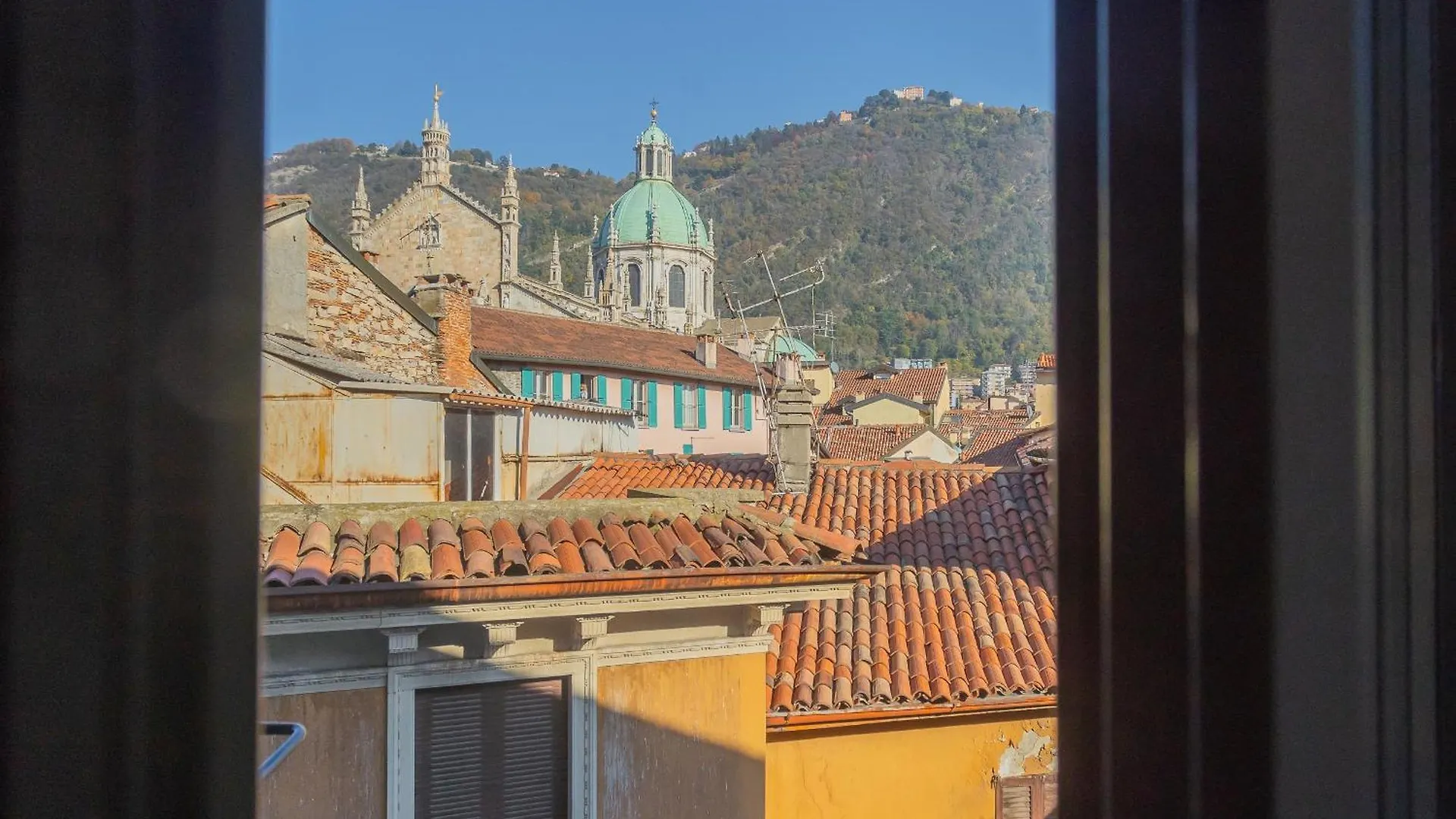 Luini 7 By Rent All Como Apartment