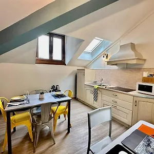 63 Passi Dal In Centro By Revenue House Como