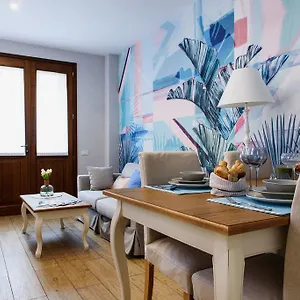 Lora Luxury House, Parking With A Reservation Como