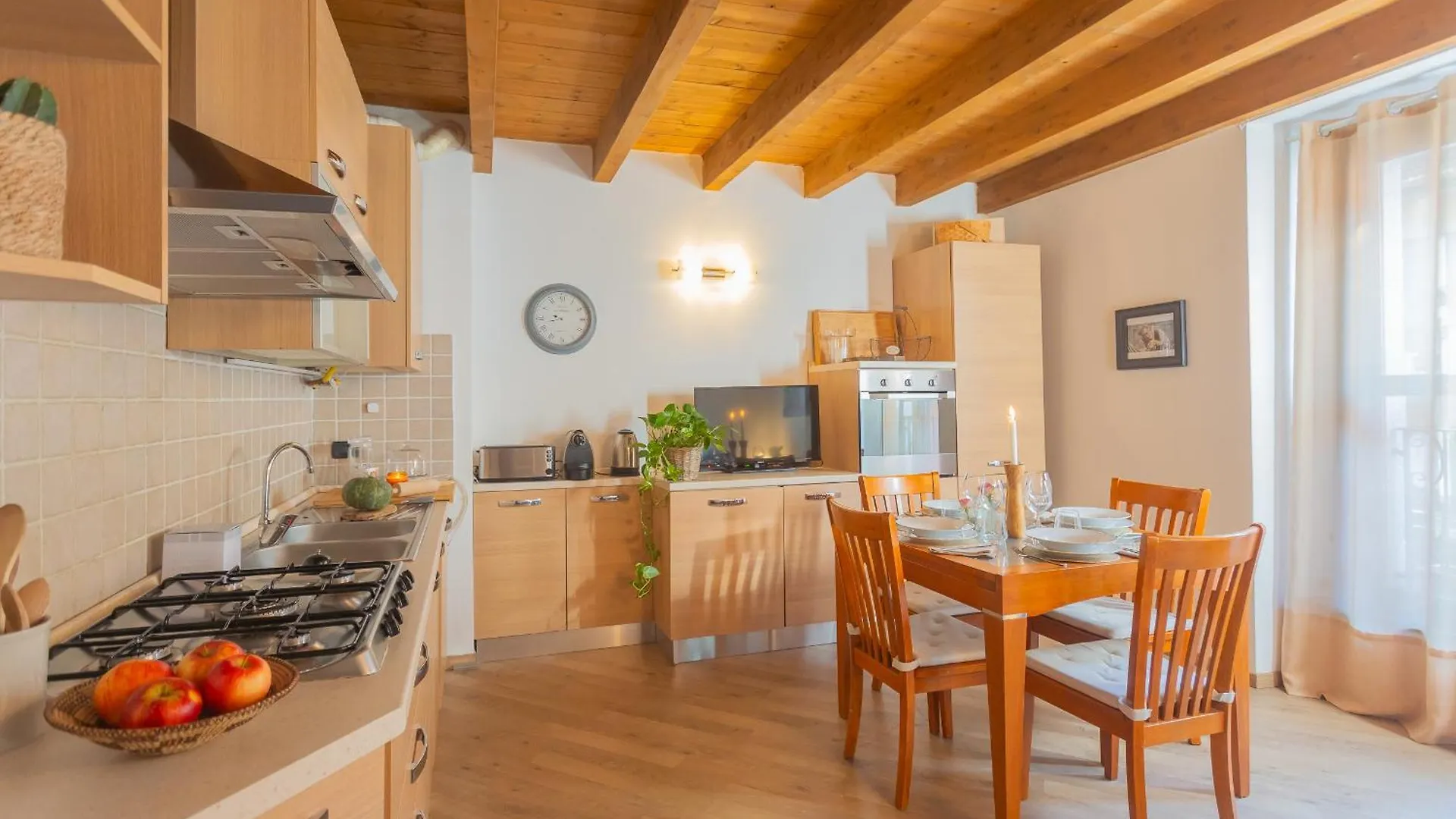 Apartment Luini 7 By Rent All Como