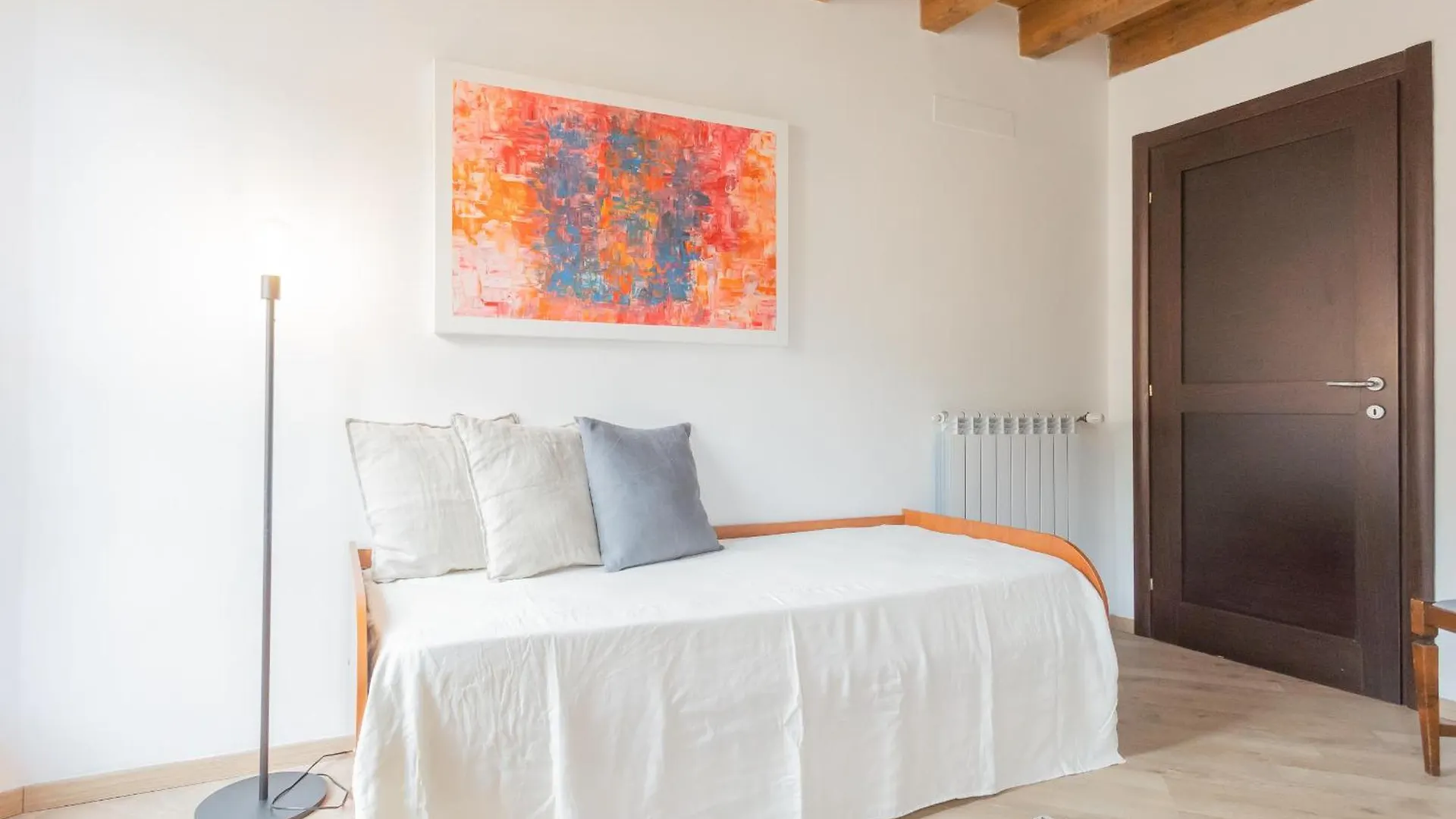 Luini 7 By Rent All Como 0*,