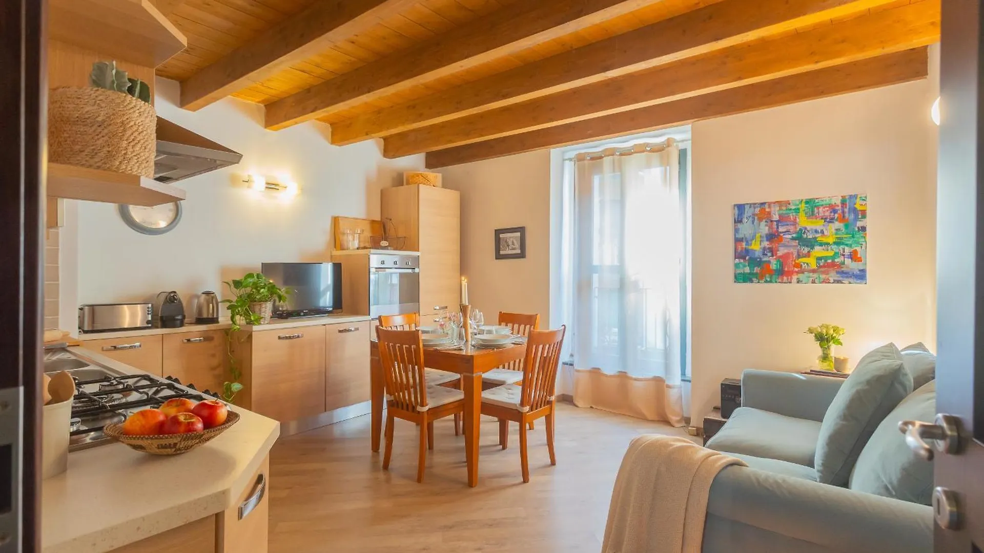 Luini 7 By Rent All Como